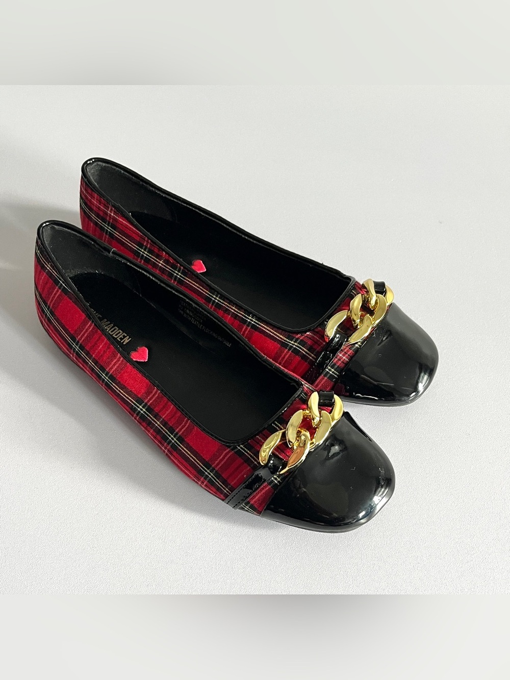 Steve Madden girls ballet flats shoes 4 red tartan plaid holiday patent vivi